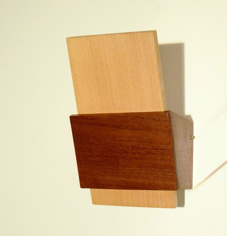 Boru: applique en bois massif, ambiance intime et confortable