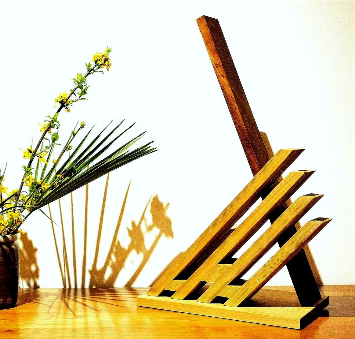 Kirino: lampe design en bois massif