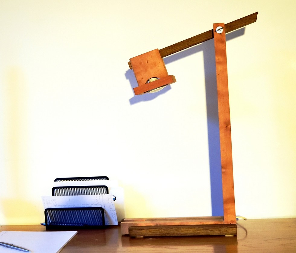 Rivello: lampe en Chêne et Sycomore massif