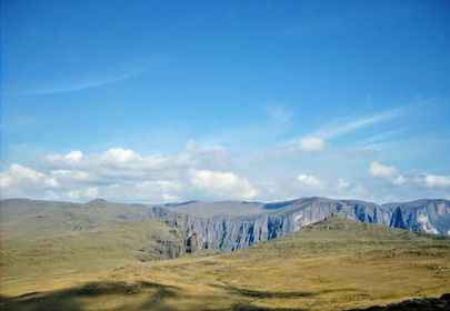 Mnweni escarpment, Drakensberg.