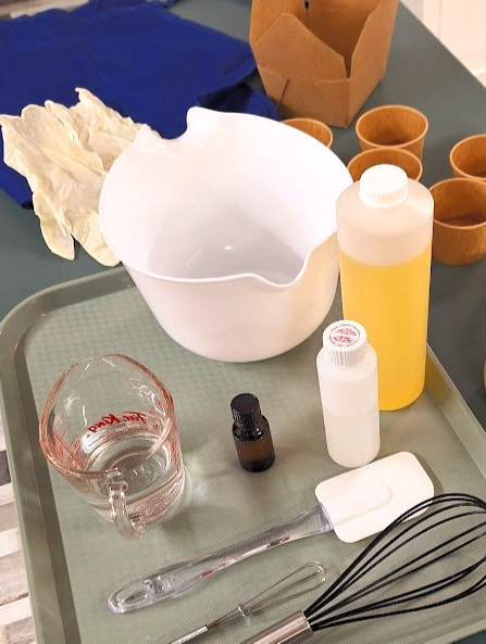 FABRIQUER DU SAVON AVEC AURÉLIE