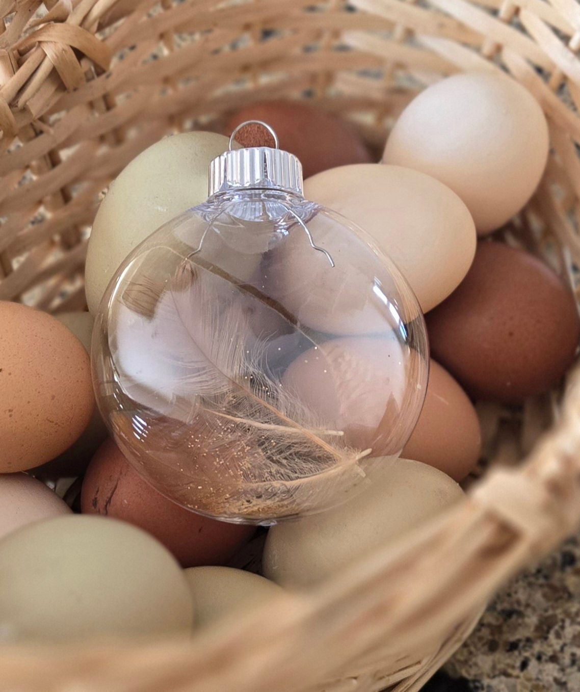Feather Tree Ornament (Gold)