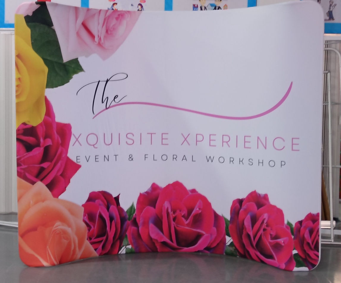 Curved Tension Pop-Up Display