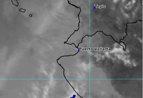 Caen lluvias ligeras en Puerto Vallarta durante la madrugada