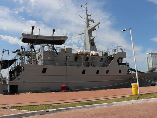 Agregados militares visitaron la terminal marítima de Puerto Vallarta