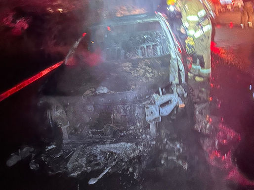 Se incendia auto en San Vicente