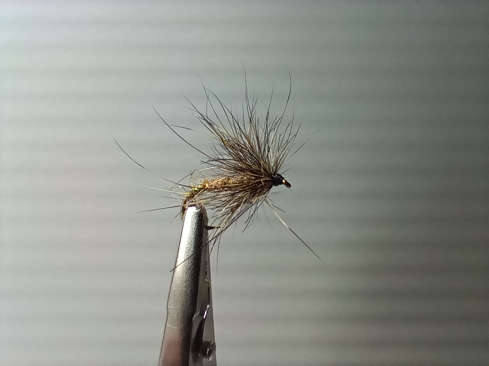 Emergente lièvre naturel - taille 12