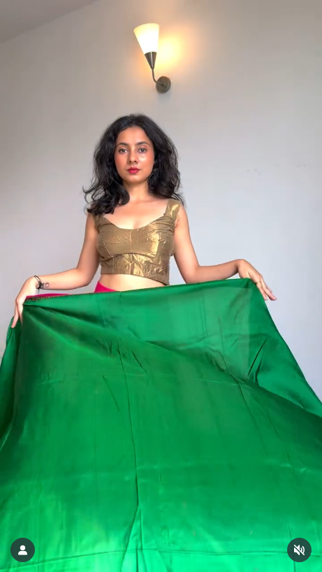 unique saree draping, handloom silk sarees, how to wear a saree, saree tutorial, saree styling, i wear handloom, handloom love, pure silk sarees, saree India, saree influencer, archee pal