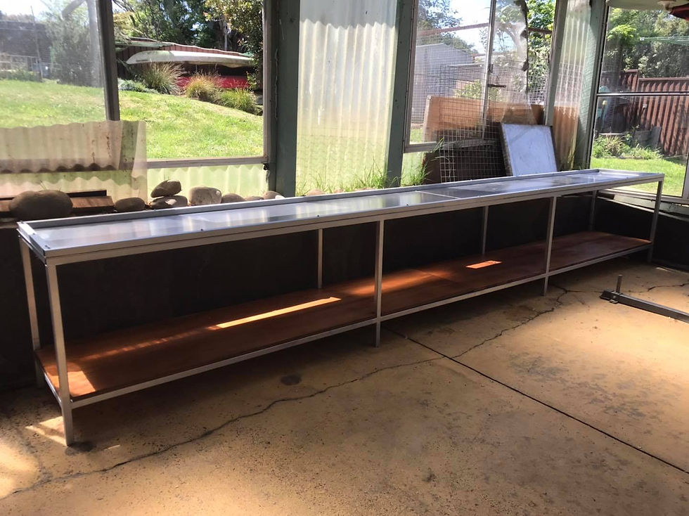 4.8m bench