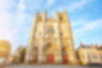 Cathédrale de Nantes utilisée pour une campagne Meta Ads