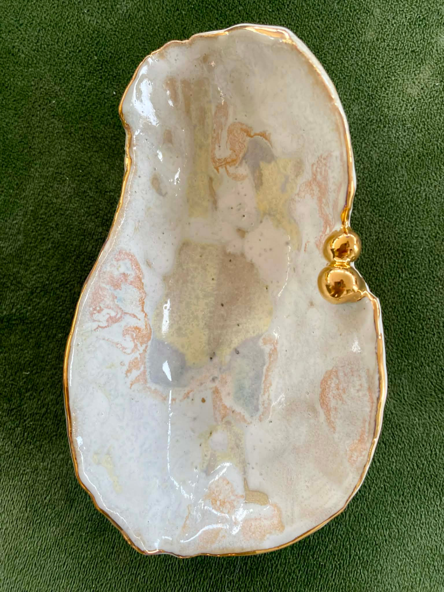 hvid med rosa - oval