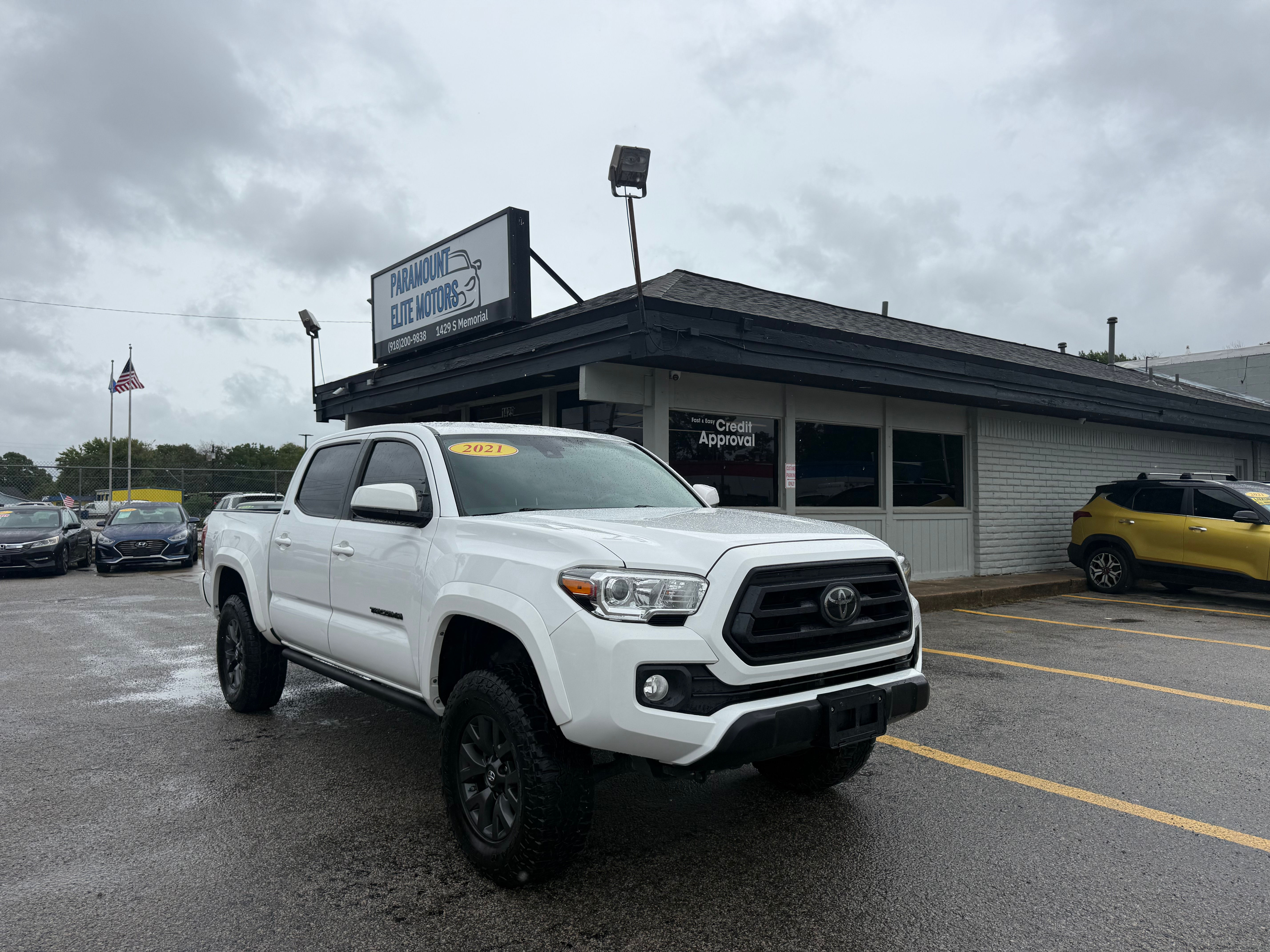 2021 TOYOTA TACOMA SR5
