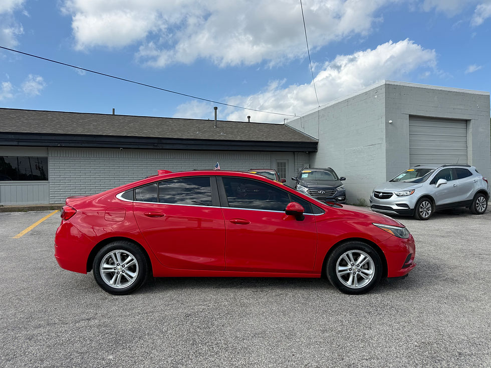 Thumbnail: 2017 CHEVROLET CRUZE LT