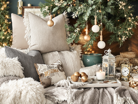 The Ultimate Holiday Home Decor Guide: Cozy & Chic Interior Design for the Season!