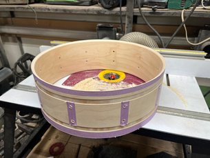 NVD 作製作業「溝堀・穴あけ・エッジカット」