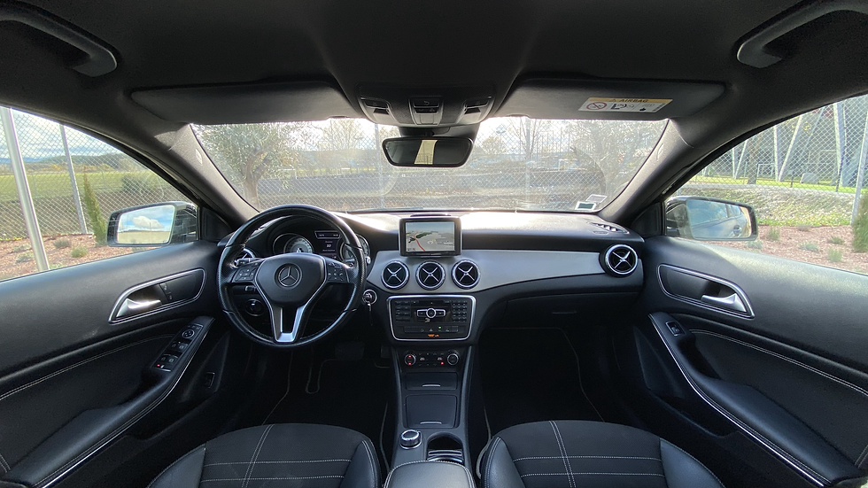 Miniature : Mercedes-benz GLA 200d Sensation 136ch 7G-DCT