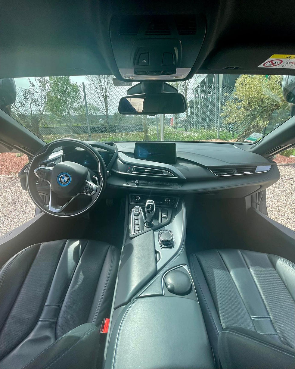Miniature : BMW I8 362CH