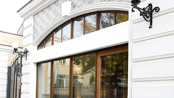 Transom Windows