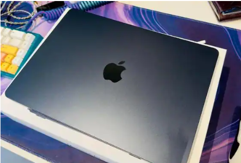 Thumbnail: Apple - MacBook Air 13.3-inch Laptop - Apple M1 Chip 8-Core -7-Core GPU