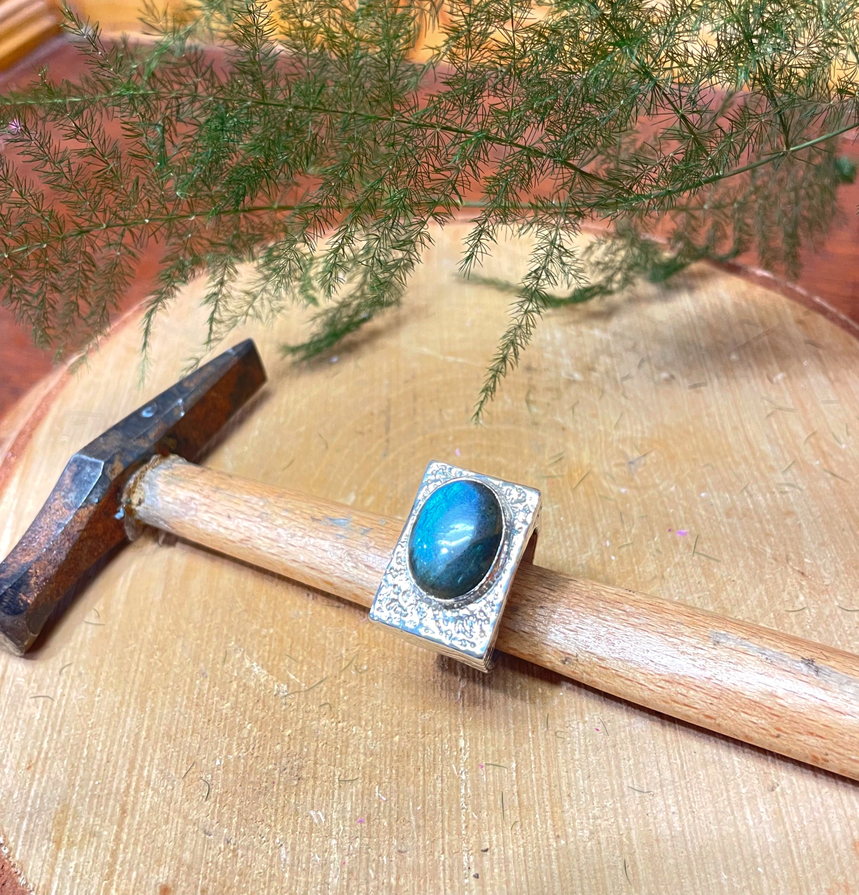 Chevalière Labradorite