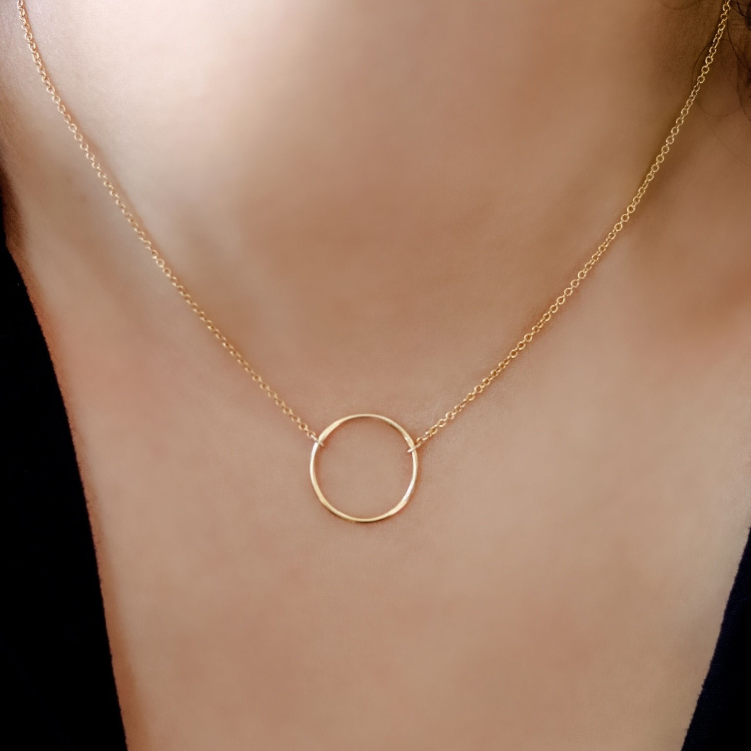 Francesca - Circle Necklace
