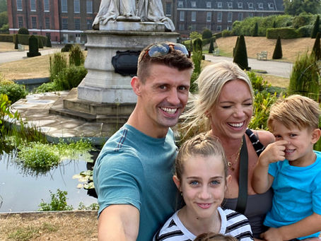 London Curve Balls: Tales of Tails