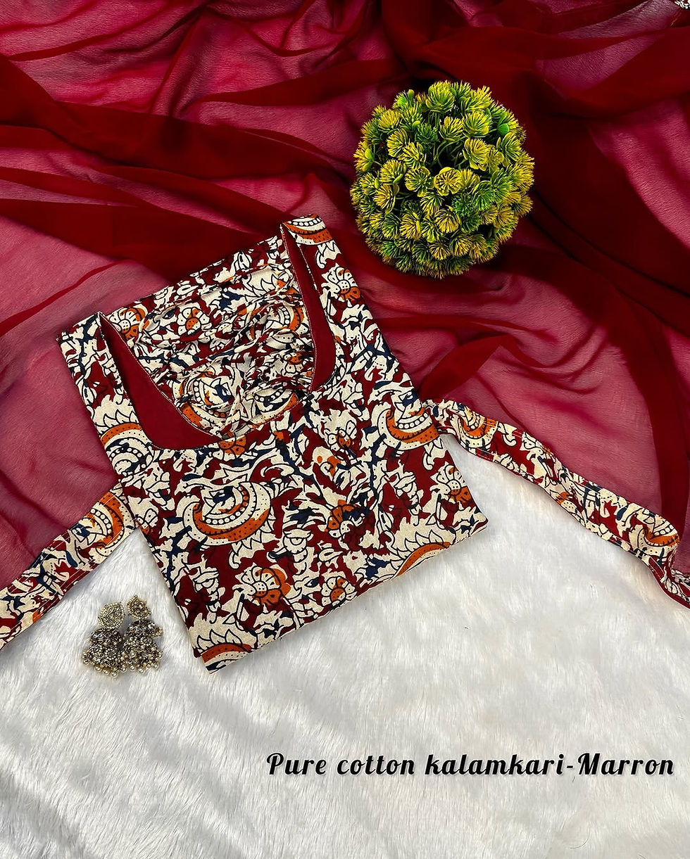 Thumbnail: Zigzag Neck Kalamkari Cotton Kurthi Set
