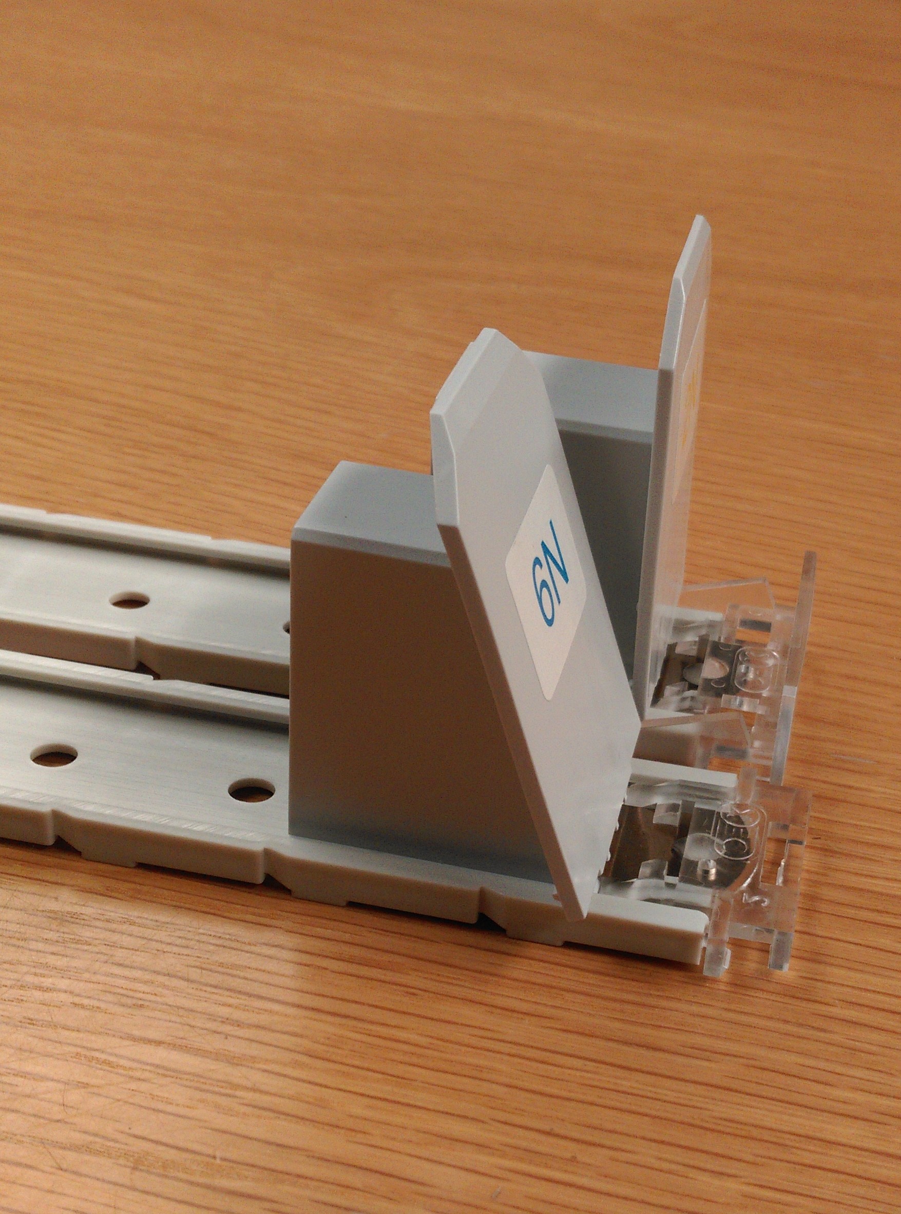 Spring loaded product Pushers from DWD Retail Display