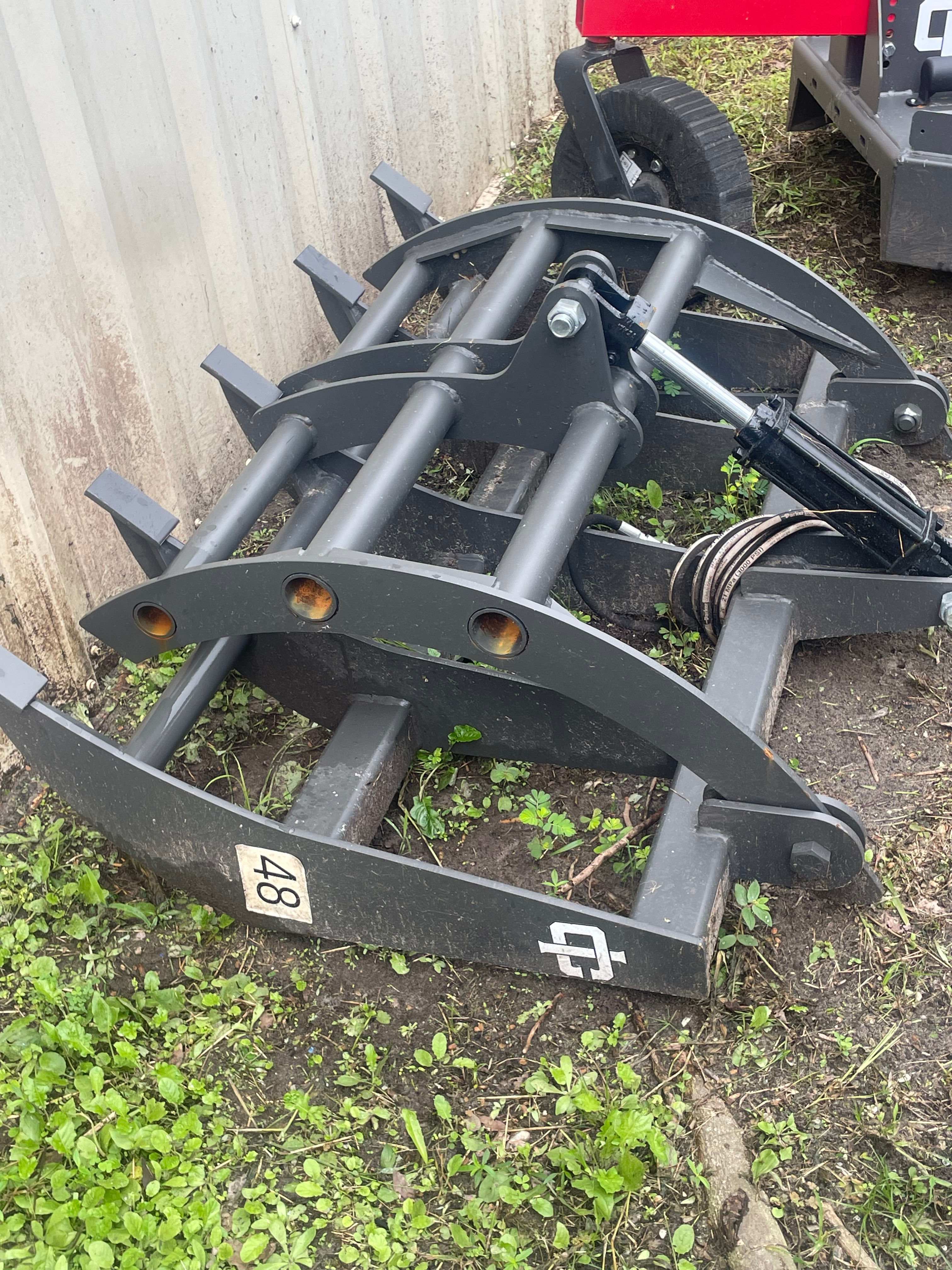 Ironcraft CTGR48-48' Compact Tractor Grapple Rake