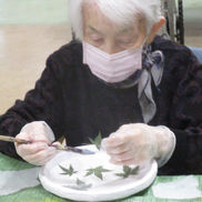 １０月の園芸活動⑤　縁日の準備⑥～一閑張その３～