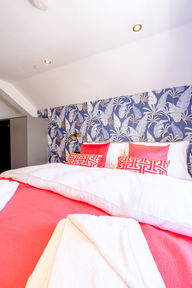 Bedroom in in Llandudno Great Escapes