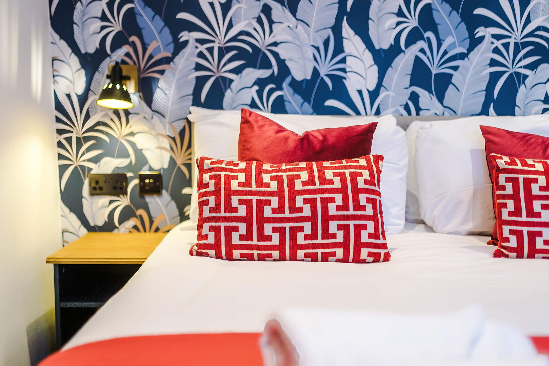Couple Bedroom in Llandudno Great Escapes