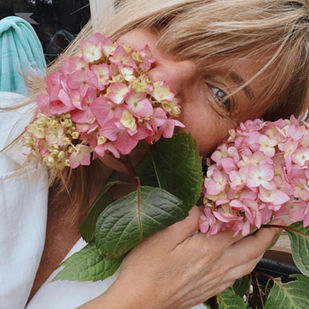 Sensory Immersion: Pathways to Deeper Awareness, Wellbeing and Connection with Nature-Based Mindfulness.