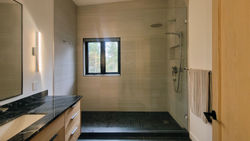 Kennisis Lake Family Cottage