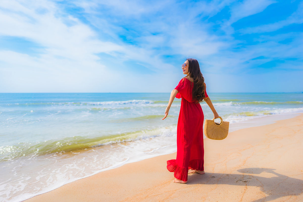 portrait-beautiful-young-asian-woman-beach-sea.jpg