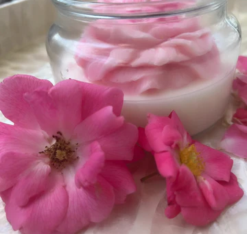 Discover The Best Handmade Soy Candle