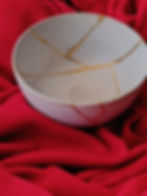 Kintsugi: La cicatrice d’oro, una metafora di accettazione e resilienza