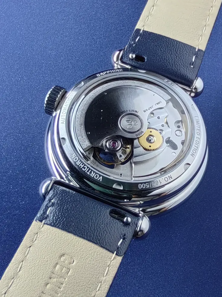 VORTICHRON Double Roller automatic mechanical watch, complication rare à affichage de l’heure par double rouleaux