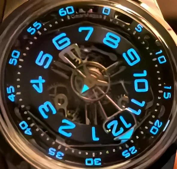 GearMagus MS02 complication heure sautante revisitée,  aussi ludique que hypnotique.