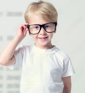 img-pediatric-ophthalmology_edited.jpg