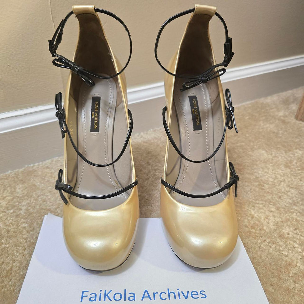 Thumbnail: 2011 Louis Vuitton Fetish Pump - Sz 39