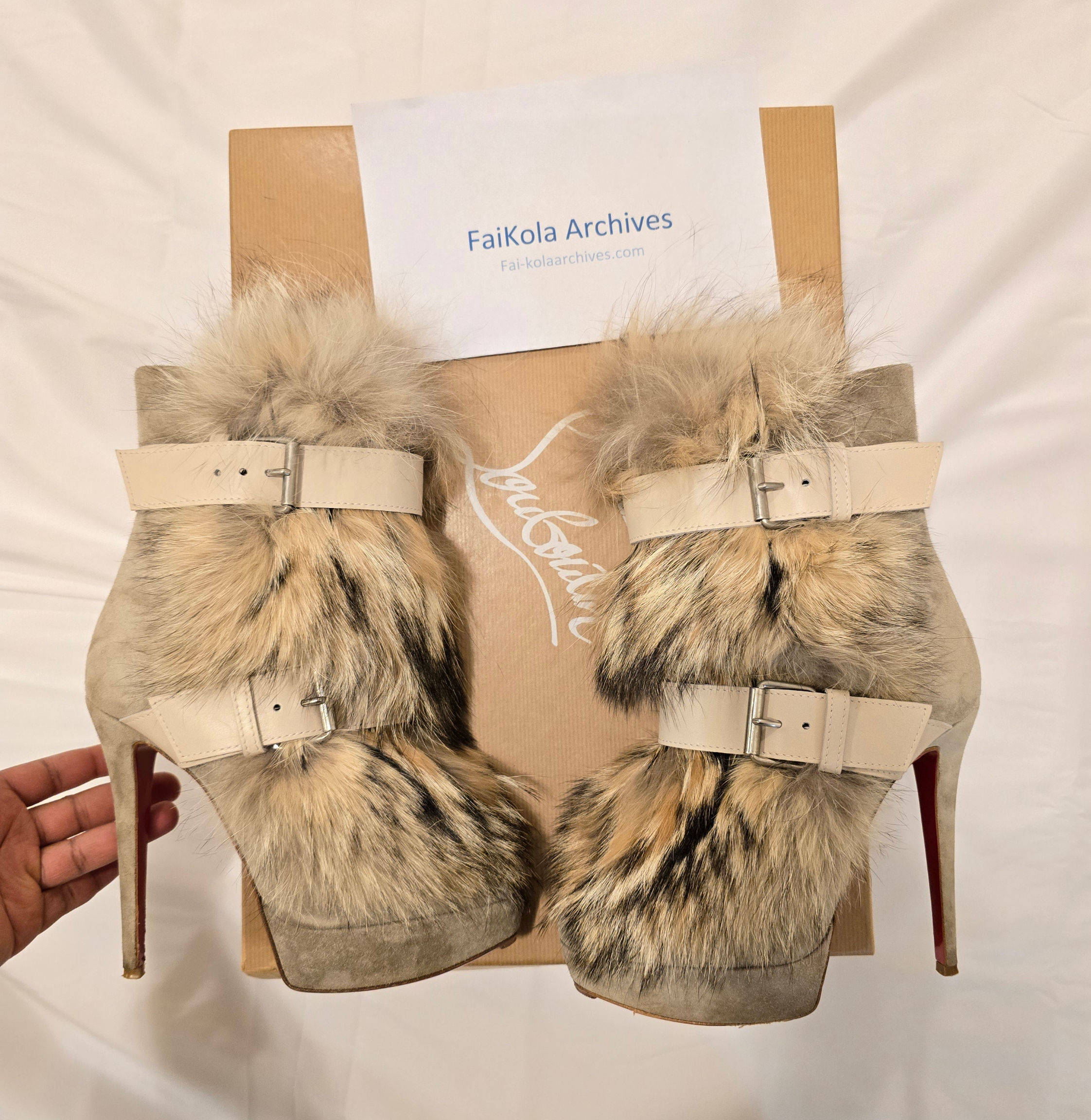 Christian Louboutin Toundra Suede Boots - Sz 38.5