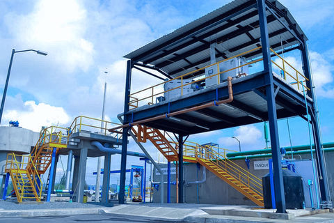 Sistema integral para deshidratación mecánica de lodos