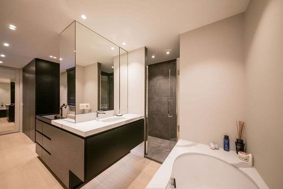 Fivez Privé woning Meise badkamer heer