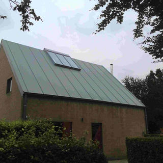 Rhepanol (imitatie zink staande naad) - woning Oelegem