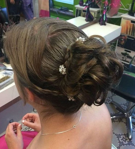 coiffures de cérémonie par Véronique Coiffure