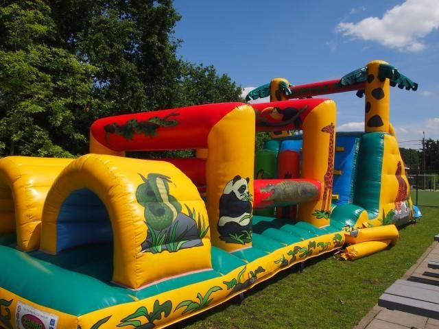 Verhuring springkastelen en feestmateriaal