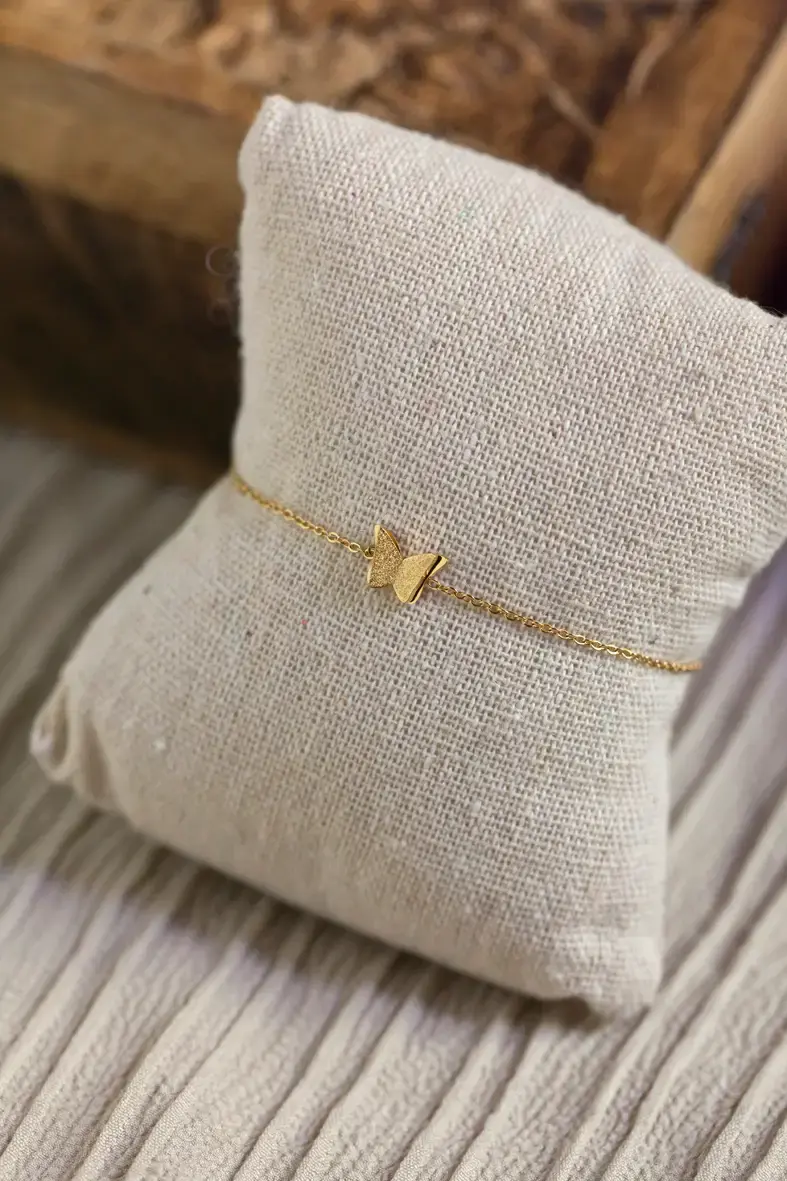 bracelet petit papillon en relief en acier inoxydable doré