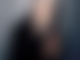 Alexandra Badea - Tu marches au bord du monde