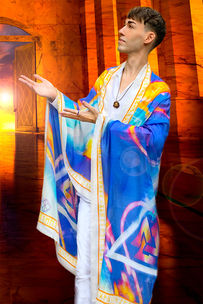 Odin-Scarf-(C)-Doni-Amoris.jpg